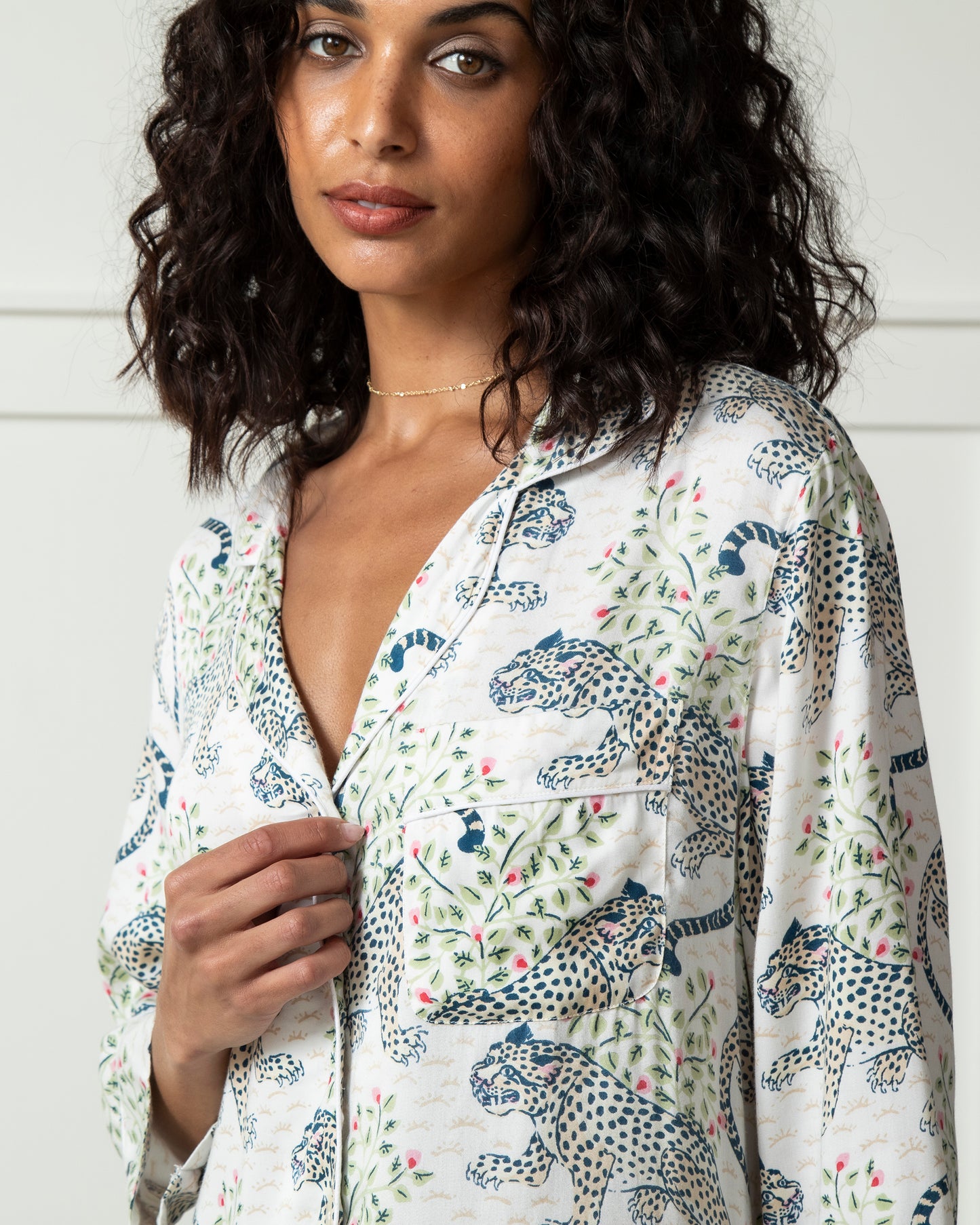 Bagheera - Eco Satin Sleep Shirt - Wedding Cake - Printfresh