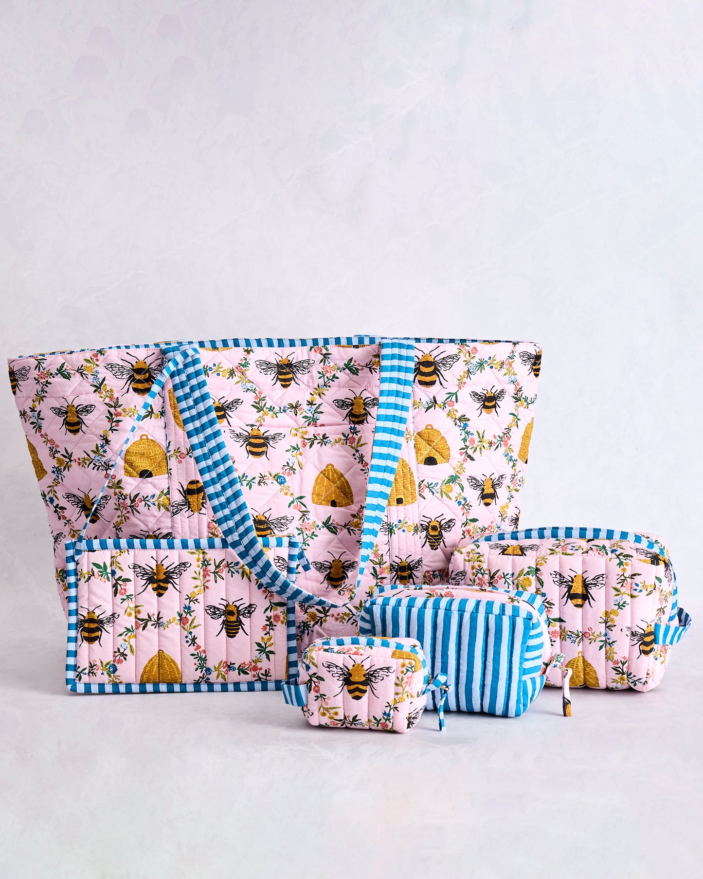 Sweet Bee - Weekender Bag & Three’s Best Pouch Set Bundle - Pink Petal - Printfresh